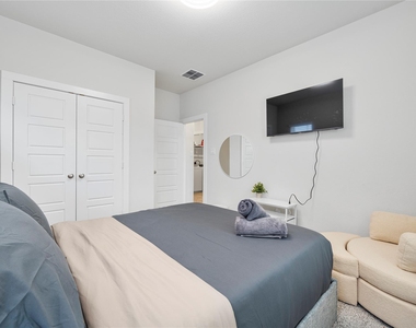 14742 Silent Gulf Avenue - Photo Thumbnail 23