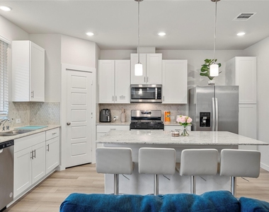 14742 Silent Gulf Avenue - Photo Thumbnail 16
