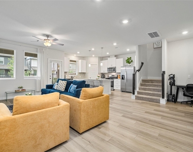 14742 Silent Gulf Avenue - Photo Thumbnail 4