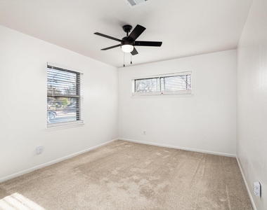 416 Southern Oaks Drive - Photo Thumbnail 12