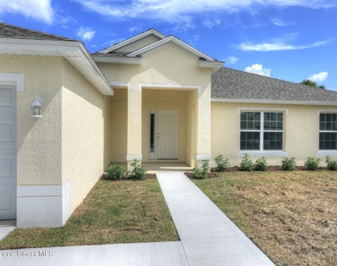 743 Breakwater Terrace - Photo Thumbnail 4