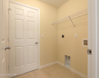 743 Breakwater Terrace - Photo Thumbnail 33