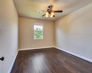 5342 Tyler Park Lane - Photo Thumbnail 43