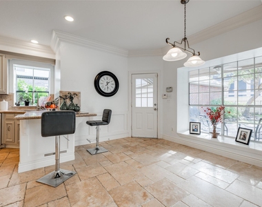 5534 Honor Drive - Photo Thumbnail 14