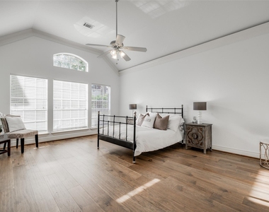 5534 Honor Drive - Photo Thumbnail 18