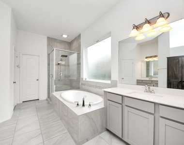 2210 Captain Davis Drive - Photo Thumbnail 13