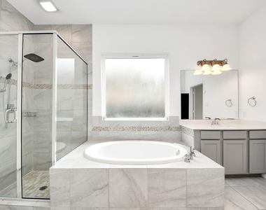 2210 Captain Davis Drive - Photo Thumbnail 14
