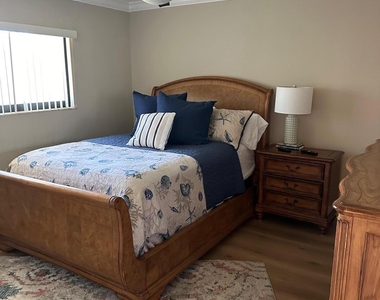 1595 N Atlantic Avenue - Photo Thumbnail 12