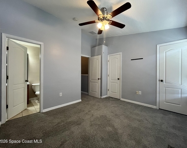 1306 Hampton Park Lane - Photo Thumbnail 5