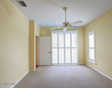 1648 Kestrel Court - Photo Thumbnail 12