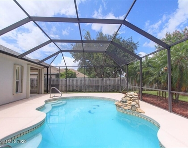 1648 Kestrel Court - Photo Thumbnail 1
