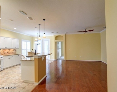 1648 Kestrel Court - Photo Thumbnail 5