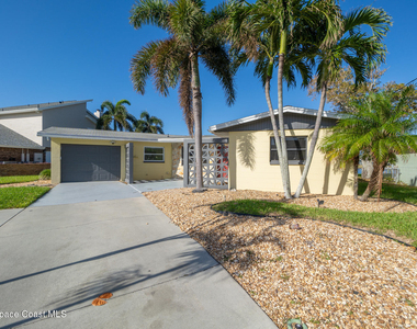401 Milford Point Drive - Photo Thumbnail 4