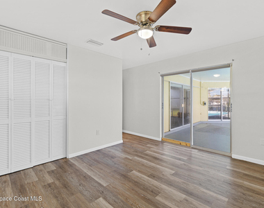 401 Milford Point Drive - Photo Thumbnail 23