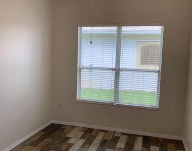 1901 Thesy Drive - Photo Thumbnail 14
