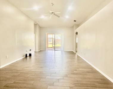 2817 Mondavi Drive - Photo Thumbnail 2