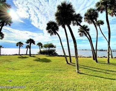 140 Aquarius Way - Photo Thumbnail 19