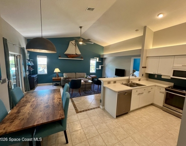 27 North Court - Photo Thumbnail 3