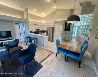 27 North Court - Photo Thumbnail 6