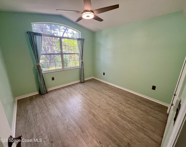 27 North Court - Photo Thumbnail 15