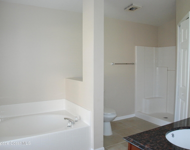 4461 Manchester Drive - Photo Thumbnail 14