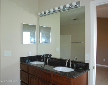 4461 Manchester Drive - Photo Thumbnail 13