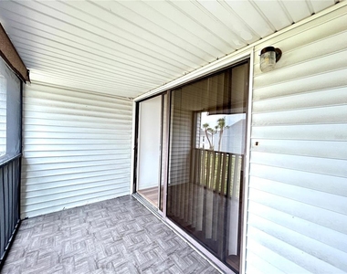 705 Haven Place - Photo Thumbnail 8