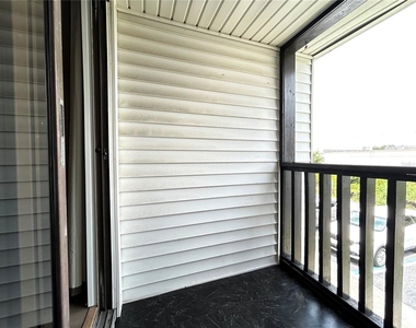 705 Haven Place - Photo Thumbnail 14