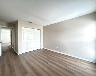 705 Haven Place - Photo Thumbnail 17