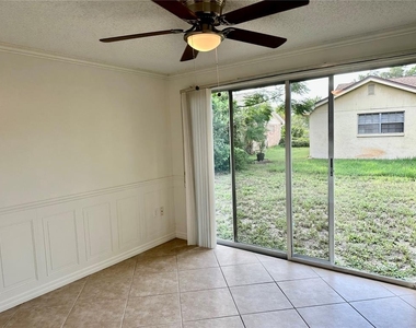 12217 Buttonwood Row - Photo Thumbnail 30