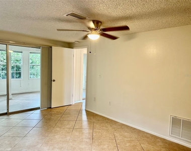 12217 Buttonwood Row - Photo Thumbnail 8