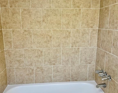 12217 Buttonwood Row - Photo Thumbnail 24