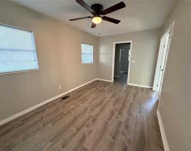 307 S Orange Avenue - Photo Thumbnail 7