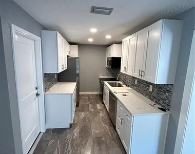 5708 27 Th Avenue S - Photo Thumbnail 4