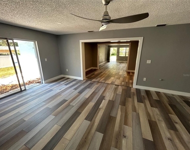 5708 27 Th Avenue S - Photo Thumbnail 2