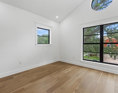 3501 W Tacon Street - Photo Thumbnail 37