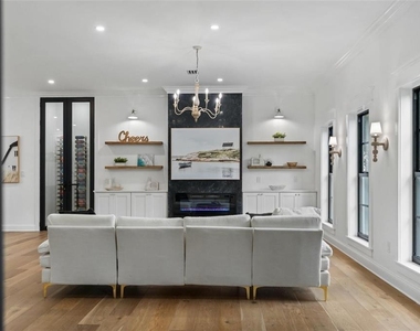 3501 W Tacon Street - Photo Thumbnail 7