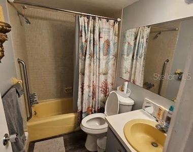 4565 Duhme Road - Photo Thumbnail 5