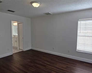 1506 Scotch Pine Drive - Photo Thumbnail 24