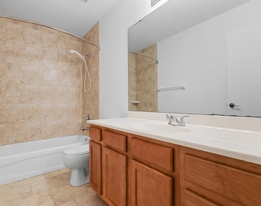 1326 Twilridge Place - Photo Thumbnail 12