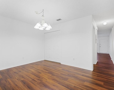 1326 Twilridge Place - Photo Thumbnail 6