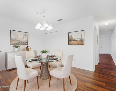 1326 Twilridge Place - Photo Thumbnail 8