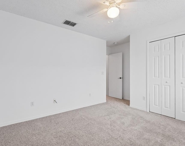1326 Twilridge Place - Photo Thumbnail 16