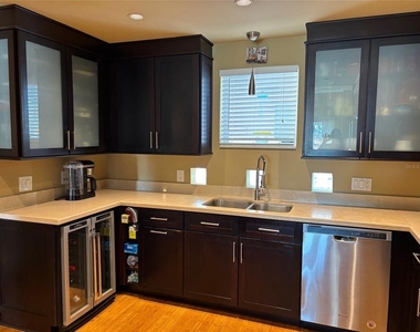 4950 Bayshore Boulevard - Photo Thumbnail 13
