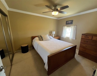 4950 Bayshore Boulevard - Photo Thumbnail 9