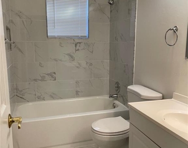 1424 Chesterfield Drive - Photo Thumbnail 22