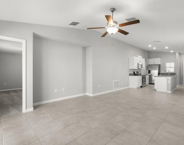 7110 Amelia Cove Court - Photo Thumbnail 6