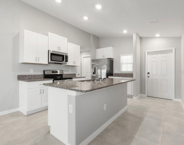 7110 Amelia Cove Court - Photo Thumbnail 4