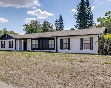 920 Lakeview Drive - Photo Thumbnail 30