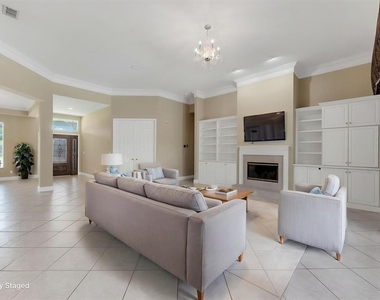 6023 Kestrel Point Avenue - Photo Thumbnail 14